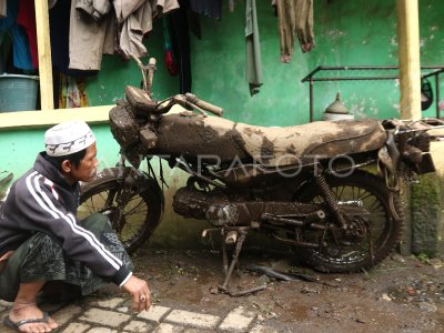 RENCANA RELOKASI RUMAH TERDAMPAK BANJIR BANDANG | ANTARA Foto