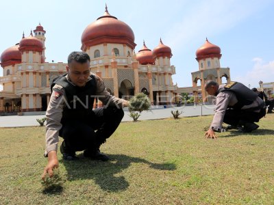 AKSI PEMBERSIHAN MASJID JELANG RAMADHAN