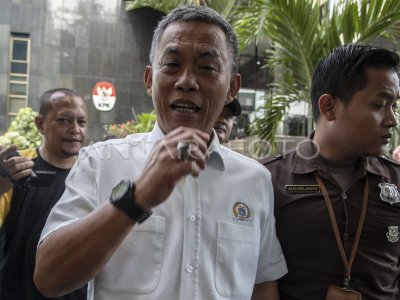 PRASETYO EDI MARSUDI DIPERIKSA KPK