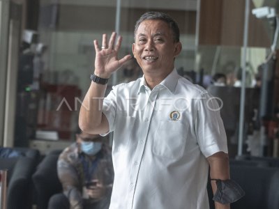 PRASETYO EDI MARSUDI DIPERIKSA KPK