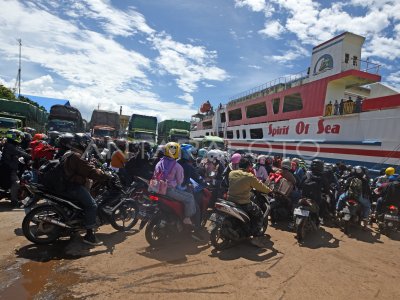 ARUS MUDIK MOTOR IN CIWANDAN LANCAR