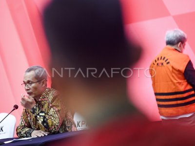 KPK Tahan Mantan Dirut PT Amarta Karya | ANTARA Foto