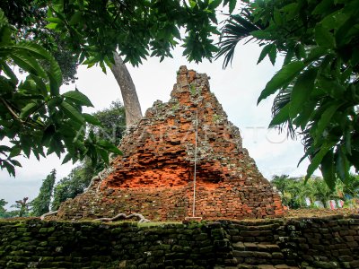 Candi Lor di Nganjuk alami pelapukan