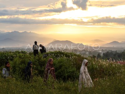 The first rising of Ramadan in Gowa