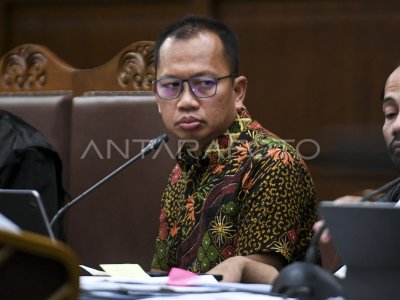 Sidang korupsi pengadaan APD COVID-19