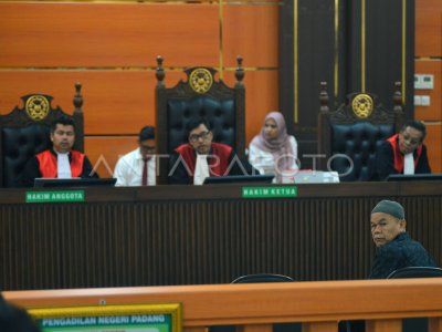 Sidang perdana kasus polisi bunuh polisi