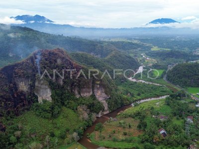Kebakaran hutan dan lahan di Limapuluhkota