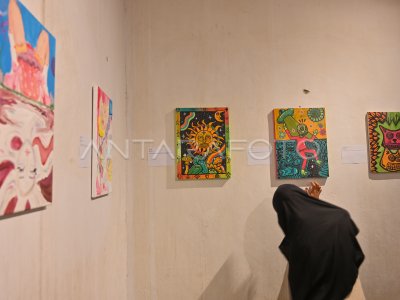 The Ruang Rupa Rasa painting exhibition in Palu