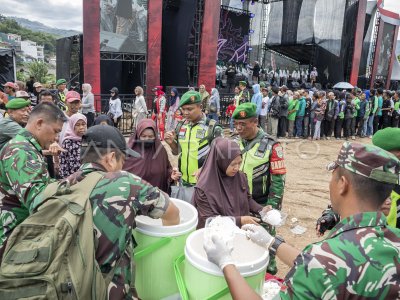 Bakti sosial peringati Hari Pahlawan di Kabupaten Bandung