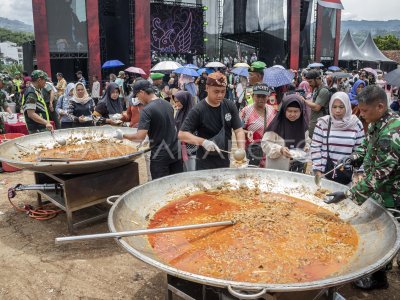 Bakti sosial peringati Hari Pahlawan di Kabupaten Bandung