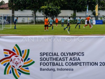 Kompetisi sepakbola disabilitas intelektual di Bandung