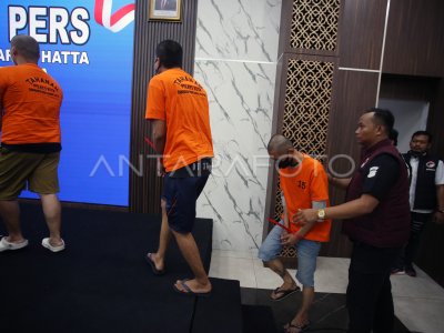 Pengungkapan kasus peredaran vape berisi obat keras