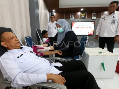 Aksi donor darah Hari Bakti Kementerian Imipas 