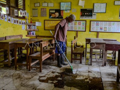 Dua sekolah dasar terdampak banjir di Kota Serang