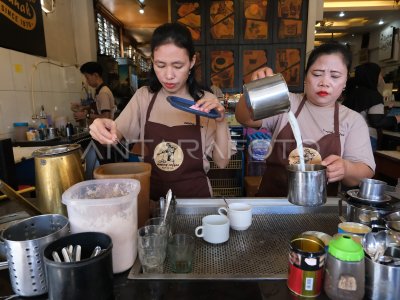 Kenaikan jumlah penduduk bekerja