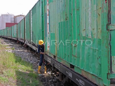 Volume angkutan barang kereta api Oktober 2025
