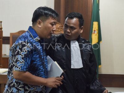 Sidang dakwaan Wawan Hermawan