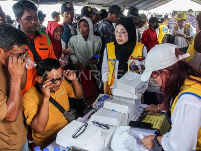 Bakti sosial dan bakti kesehatan HUT ke-80 Armada RI