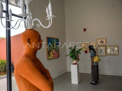 Pameran seni rupa Ngariung di Bandung