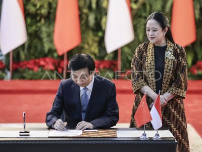 Ketua DPR terima kunjungan Ketua MPR China