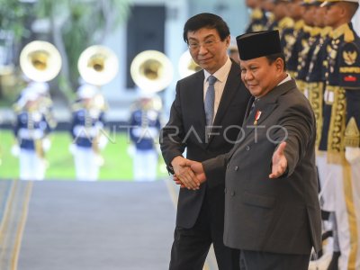 Presiden Prabowo terima kunjungan Ketua MPR China