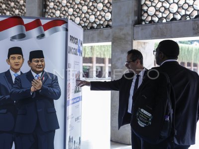 Roadshow pameran Haluan Merah Putih