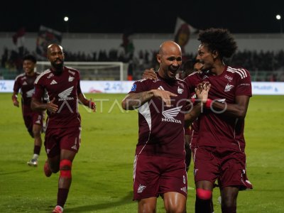 Persebaya Surabaya menahan imbang PSM Makassar