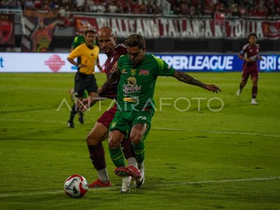 Persebaya Surabaya menahan imbang PSM Makassar