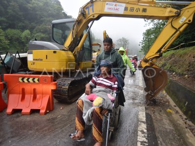 Akses khusus motor di jalan nasional Lembah Anai