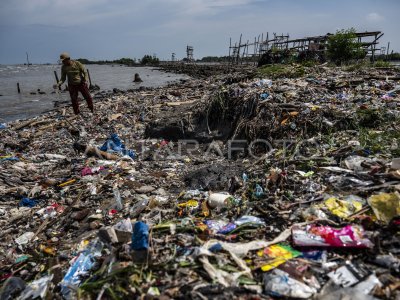 Target for reducing marine debris