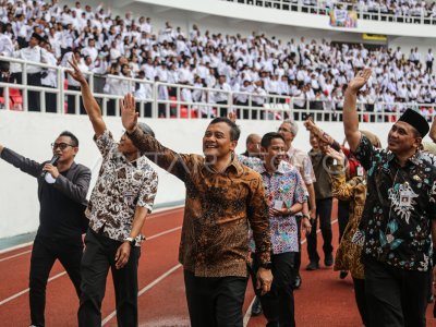 Penyerahan SK PPPK paruh waktu Pemprov Jateng