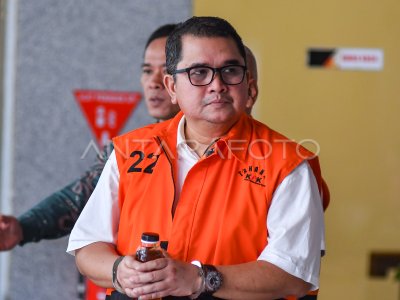 Pemeriksaan Hendi Prio Santoso