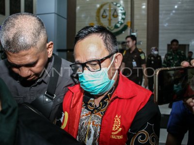 Penahanan tersangka Kadis ESDM Kalteng 