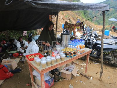 The economic activity is beginning to recover post-disaster in Bener Meriah.