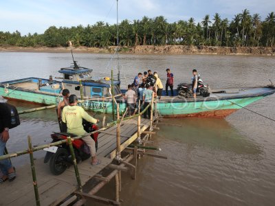 Jasa penyeberangan sepeda motor Bireuen-Aceh Utara