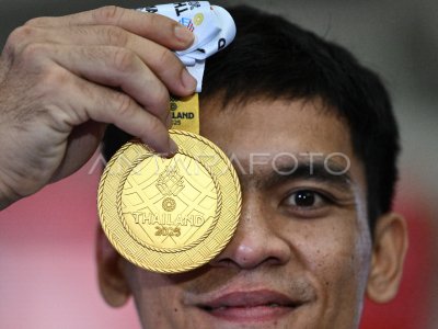 Joshua remporte la médaille d&#039;or en kumite de karaté masculin 75 kg aux Jeux SEA 2025
