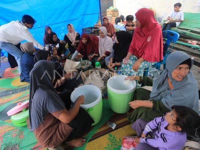 Refugees, victims of hydrometeorological disasters in Central Aceh