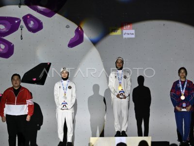 Puja Lestari wins gold medal in women&#039;s speed climbing