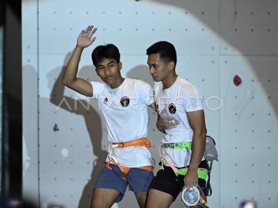 Robby Al Hilmi remporte la médaille d&#039;or en vitesse d&#039;escalade masculine