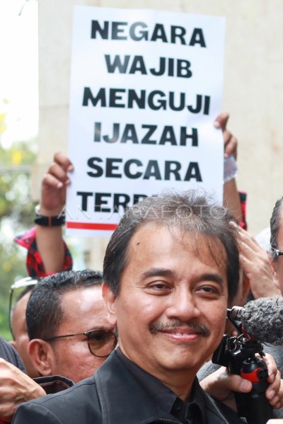 Roy Suryo dan Rismon penuhi panggilan Polda