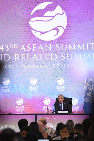 Konferensi pers Sekjen PBB KTT ASEAN