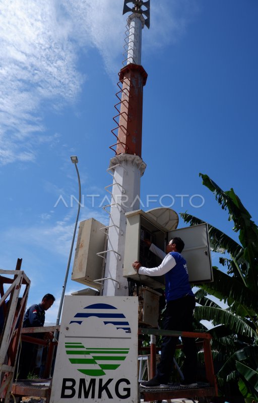 Uji sirene tsunami di Jayapura