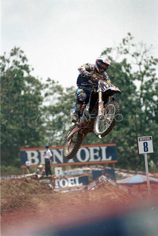 KEJUARAAN MOTOCROSS 125 CC INDONESIA