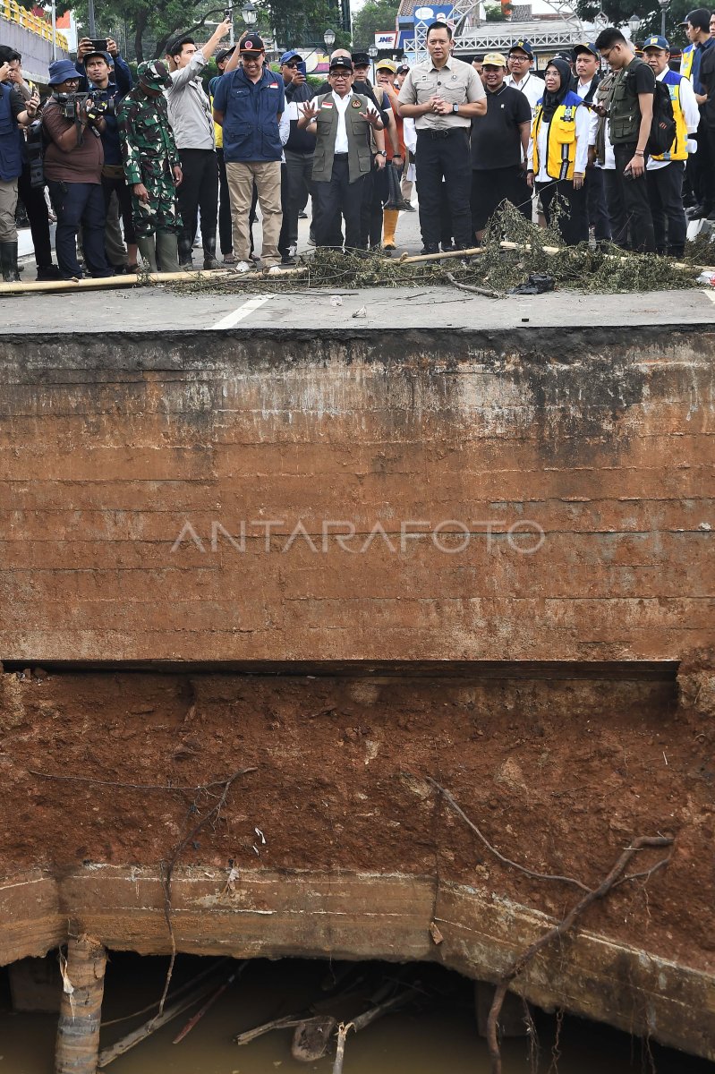 Menko Pratikno dan Menko AHY meninjau pascabanjir Bekasi