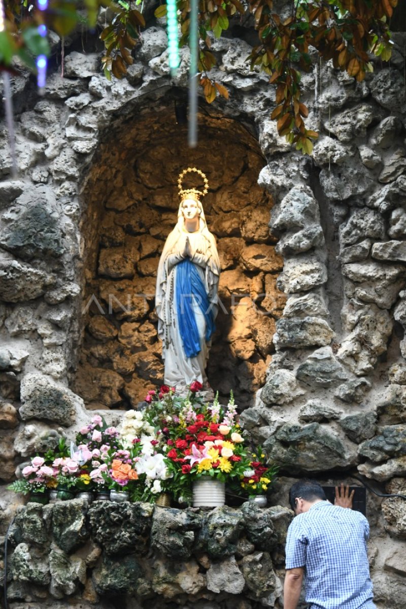 MISA NAVIDAD EN LA CATEDRAL DE YAKARTA | ANTARA Foto