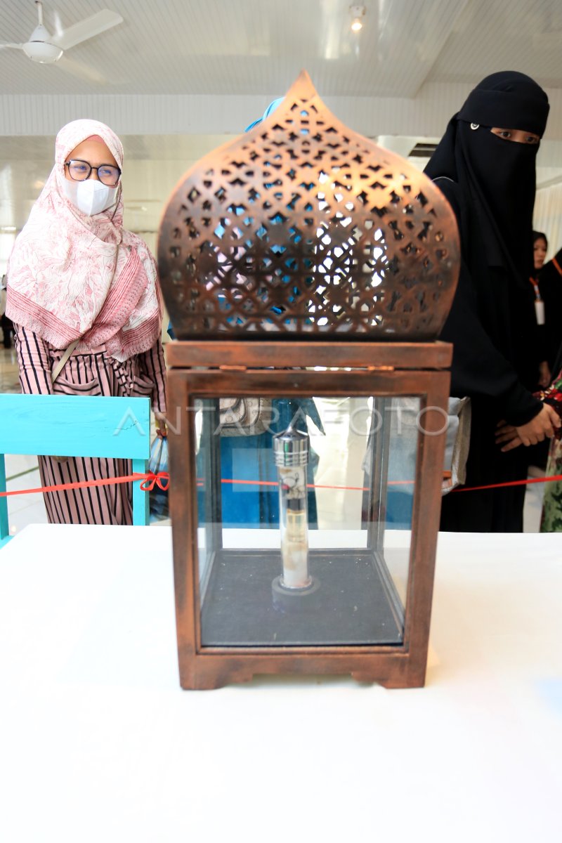 EXHIBITION ARTEFACT RELICS NABI MUHAMMAD SAW | ANTARA Foto