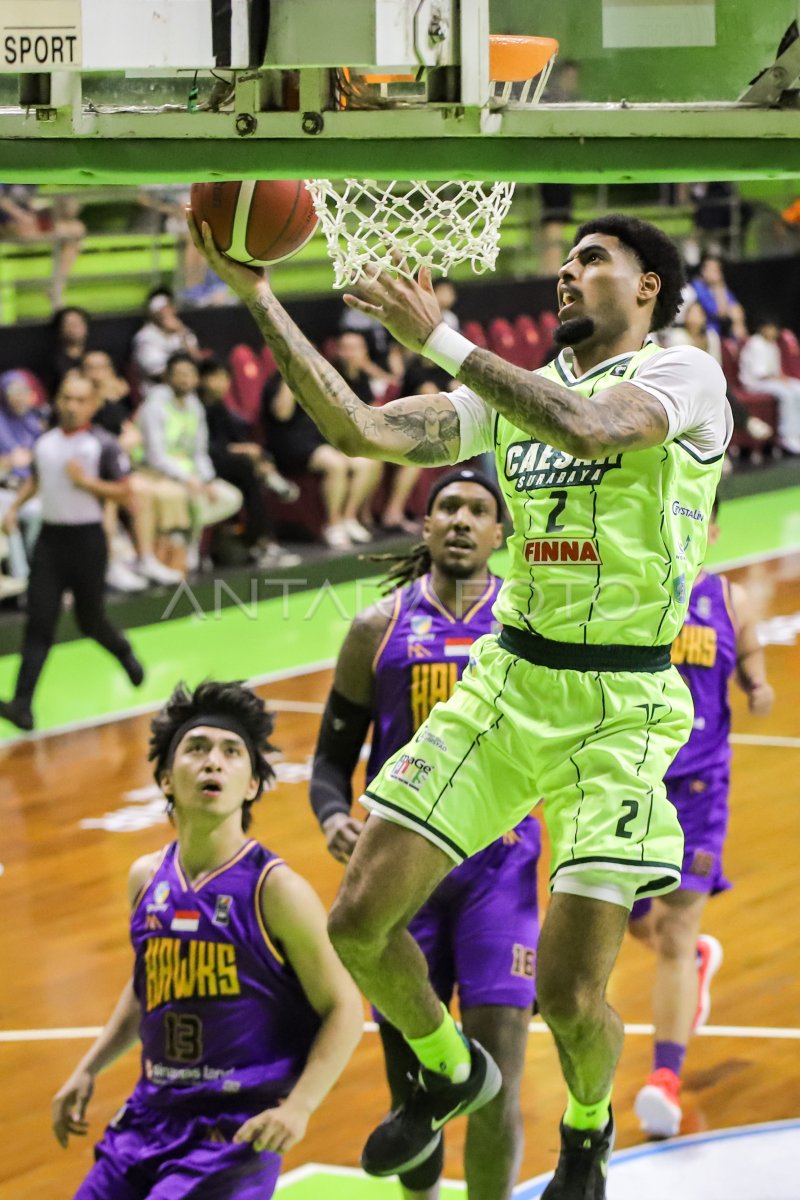 Pacific Caesar Surabaya menang atas Tangerang Hawks Basketball