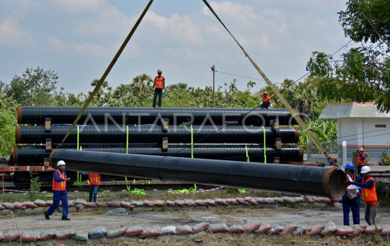 Pipa Pertamina Gas Antara Foto