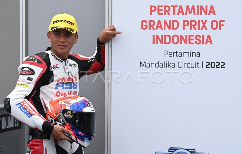MARIO SURYO AJI START DARI GRID TERDEPAN MOTO3