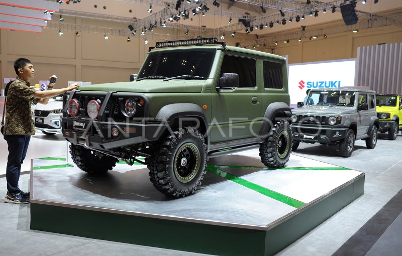 SUZUKI JIMNY GENERASI KEEMPAT | ANTARA Foto